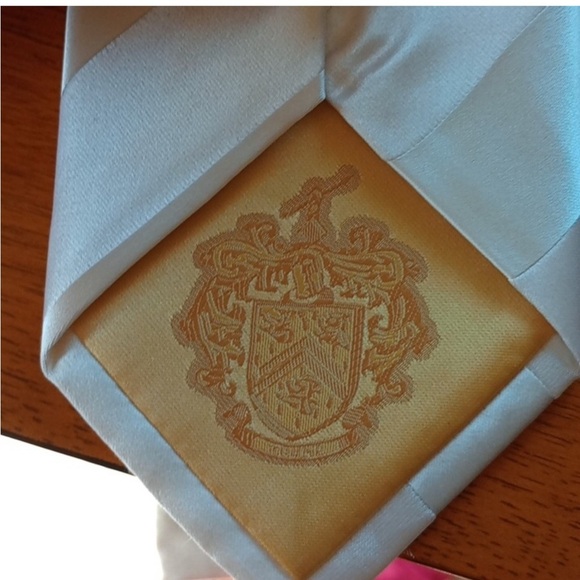 Donald Trump Silk White Business Executive Tie - Picture 2 of 4